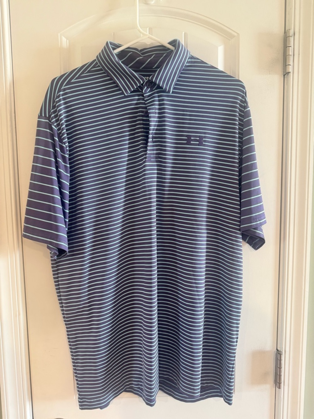 Under Armour Men’s Navy & Light Blue Striped Polo